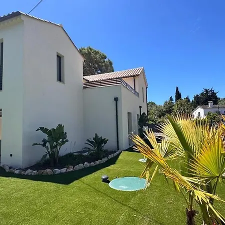 Villa Beautiful Luxury With Pool In *