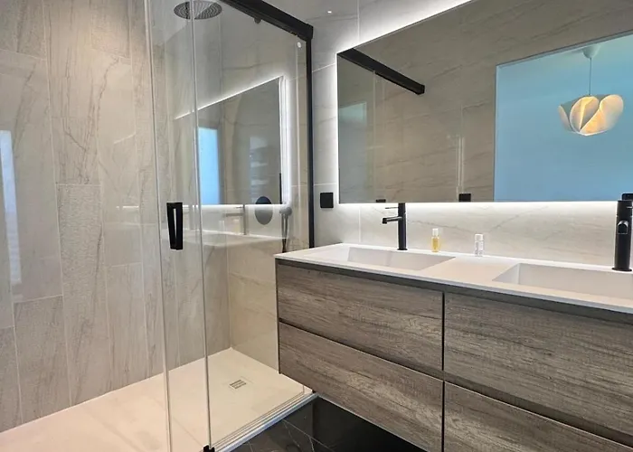 Beautiful Luxury With Pool In Villa